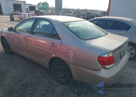 2005 Toyota Camry Le from USA, damaged, VIN 4T1BE32K65U086808